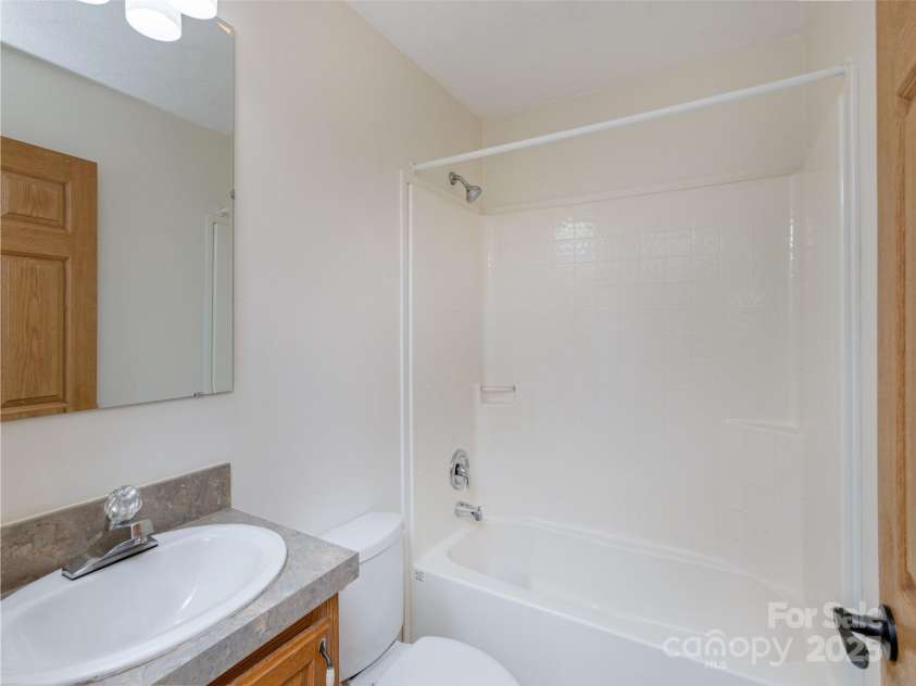 18 Philips Court, Fletcher, NC 28732.  MLS# CAR4223931, YatesRealty ID 24632. 