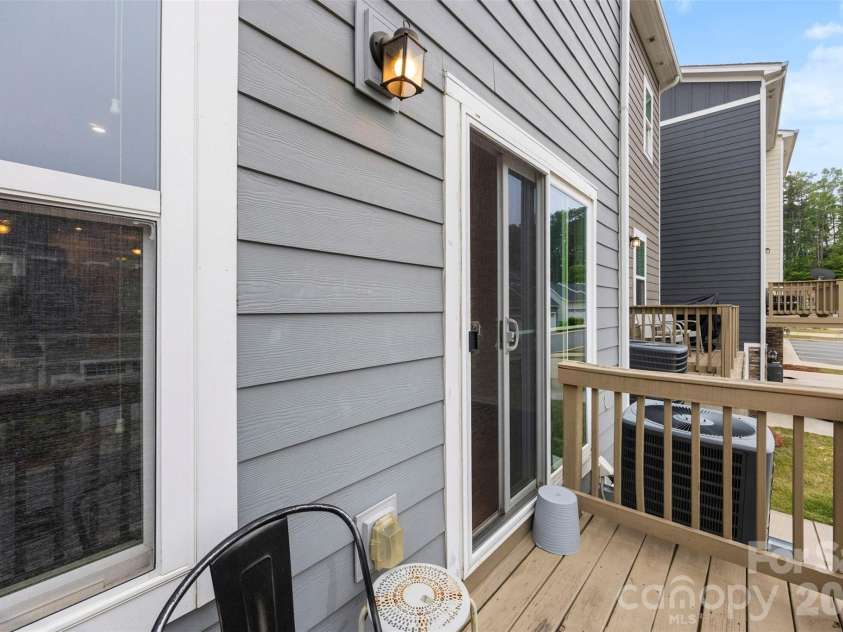 11753 Blessington Road, Huntersville, NC 28078.  MLS# CAR4385539, YatesRealty ID 24633. 