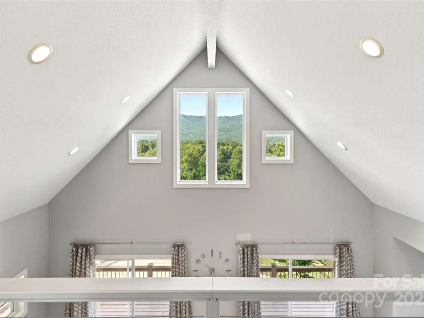 4 Stars Forever Drive, Black Mountain, NC 28711.  MLS# CAR4276305, YatesRealty ID 24633. Loft Views