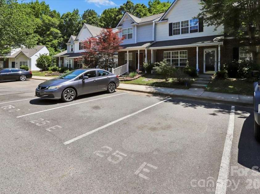 7543 Petrea Lane, Charlotte, NC 28227.  MLS# CAR4385557, YatesRealty ID 24634. 