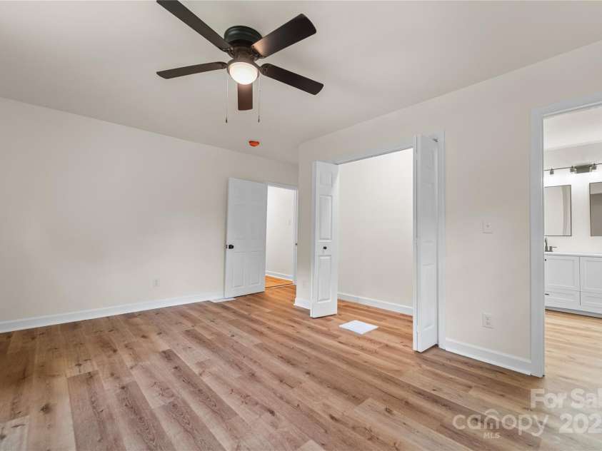 94 Camp Branch Road, Black Mountain, NC 28711.  MLS# CAR4261322, YatesRealty ID 24634. 