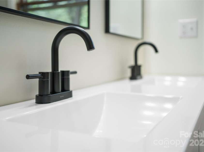 94 Camp Branch Road, Black Mountain, NC 28711.  MLS# CAR4261322, YatesRealty ID 24634. 