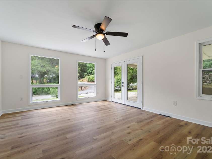 94 Camp Branch Road, Black Mountain, NC 28711.  MLS# CAR4261322, YatesRealty ID 24634. 