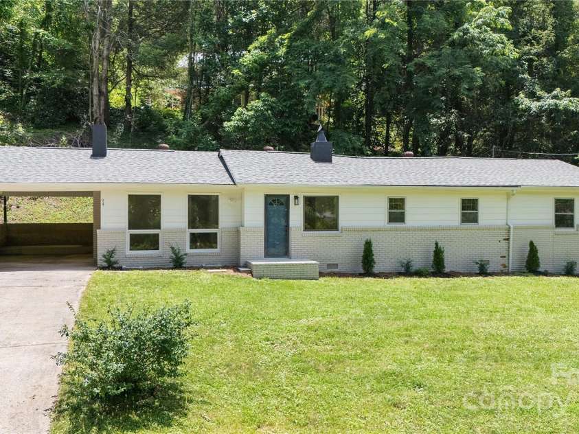 94 Camp Branch Road, Black Mountain, NC 28711.  MLS# CAR4261322, YatesRealty ID 24634. 