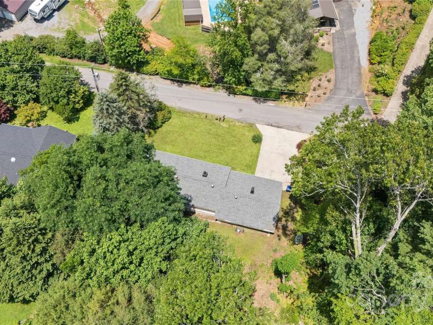 94 Camp Branch Road, Black Mountain, NC 28711.  MLS# CAR4261322, YatesRealty ID 24634. 