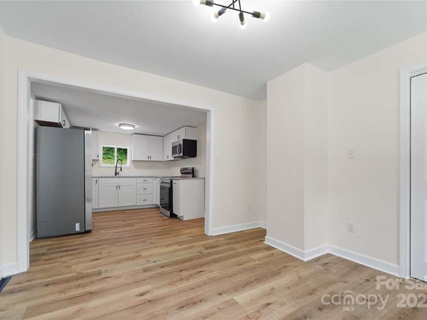 94 Camp Branch Road, Black Mountain, NC 28711.  MLS# CAR4261322, YatesRealty ID 24634. 