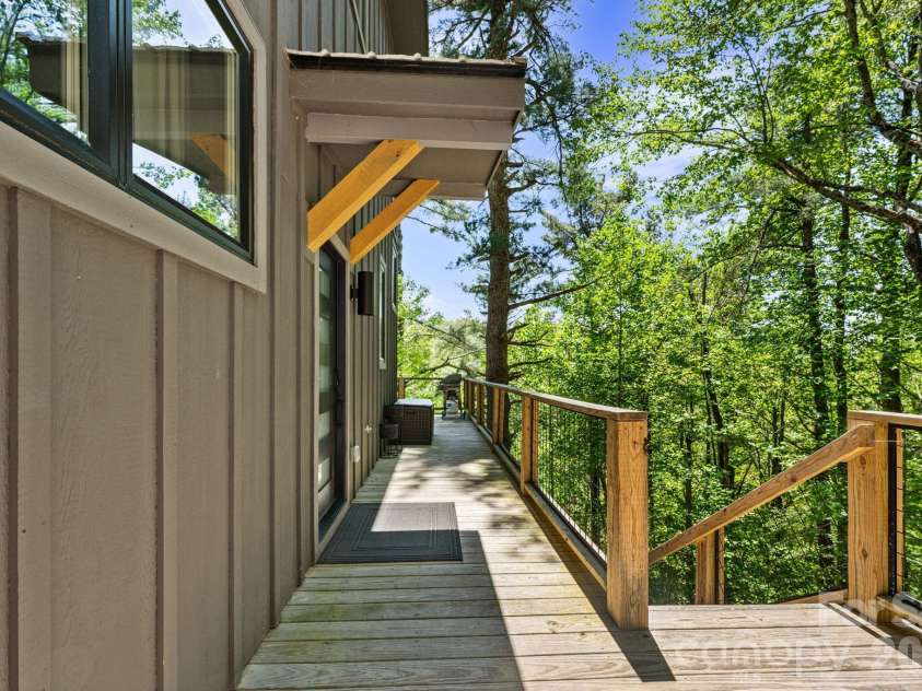 1385 Niley Cook Road, Blowing Rock, NC 28605.  MLS# CAR4385567, YatesRealty ID 24635. 