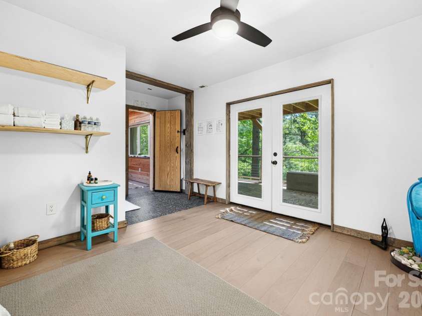 1385 Niley Cook Road, Blowing Rock, NC 28605.  MLS# CAR4385567, YatesRealty ID 24635. 