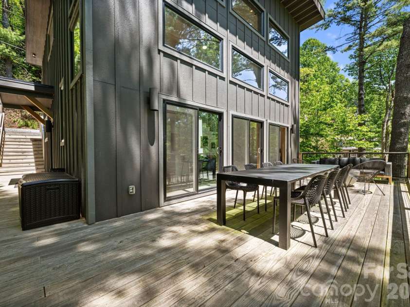 1385 Niley Cook Road, Blowing Rock, NC 28605.  MLS# CAR4385567, YatesRealty ID 24635. 