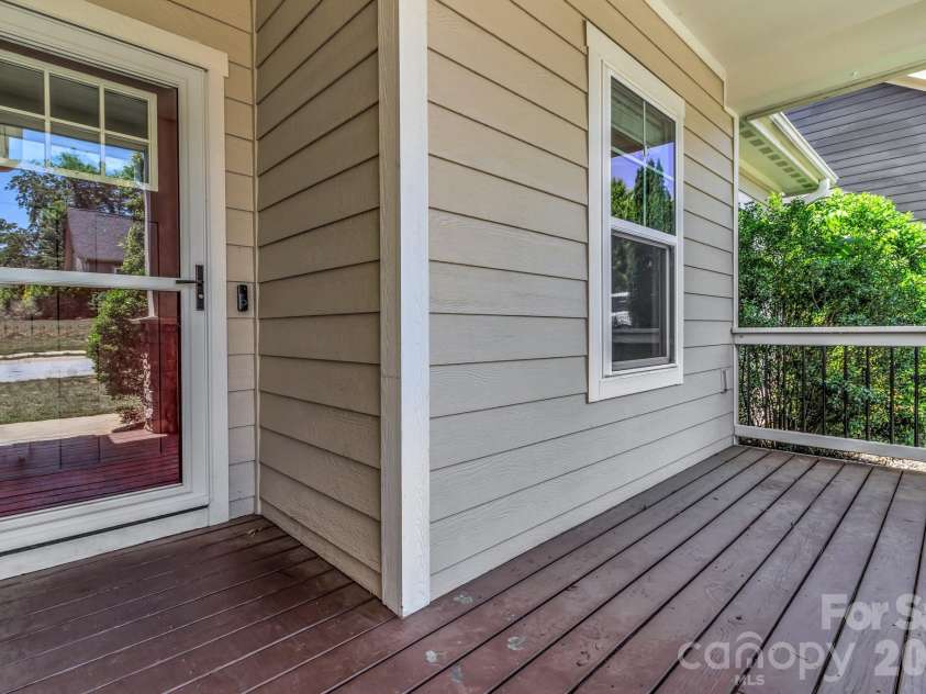 48 Asher Lane, Arden, NC 28704.  MLS# CAR4384419, YatesRealty ID 24636. 