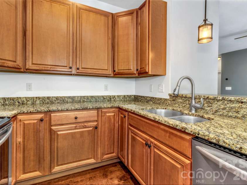 48 Asher Lane, Arden, NC 28704.  MLS# CAR4384419, YatesRealty ID 24636. 