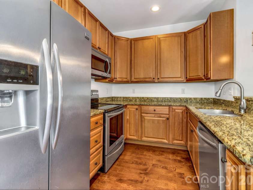 48 Asher Lane, Arden, NC 28704.  MLS# CAR4384419, YatesRealty ID 24636. 