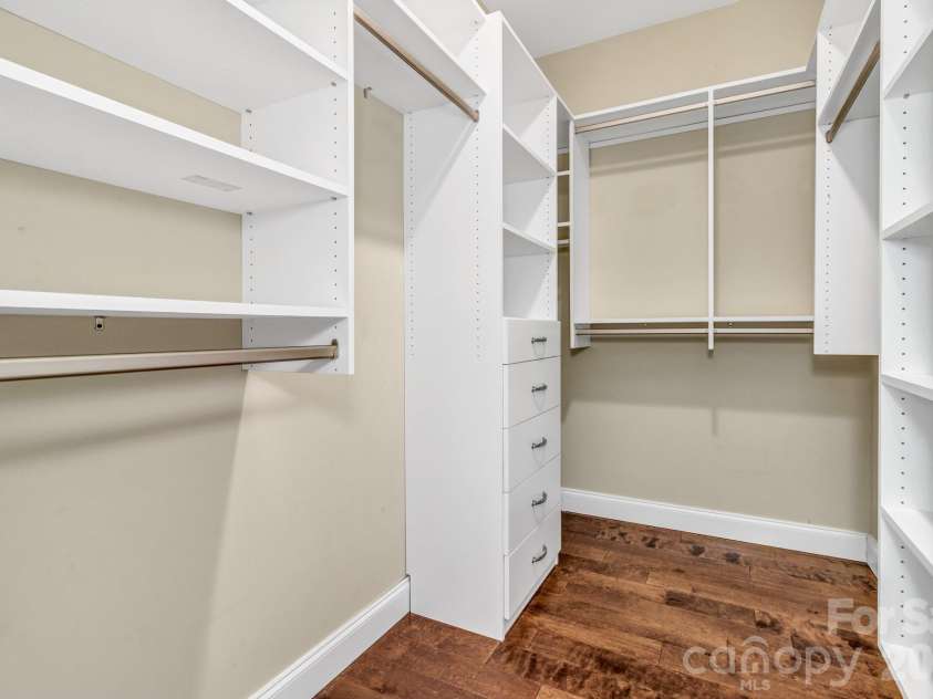 48 Asher Lane, Arden, NC 28704.  MLS# CAR4384419, YatesRealty ID 24636. 