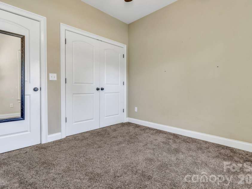 48 Asher Lane, Arden, NC 28704.  MLS# CAR4384419, YatesRealty ID 24636. 