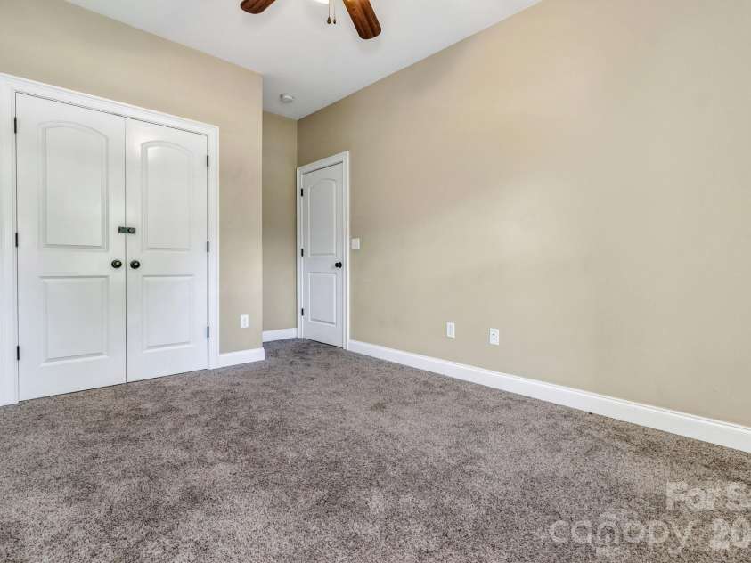 48 Asher Lane, Arden, NC 28704.  MLS# CAR4384419, YatesRealty ID 24636. 
