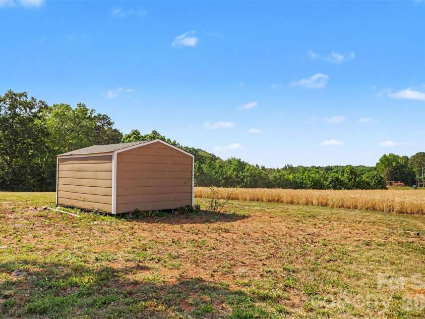 6710 Effie Whitley Road, Monroe, NC 28112.  MLS# CAR4384546, YatesRealty ID 24637. 