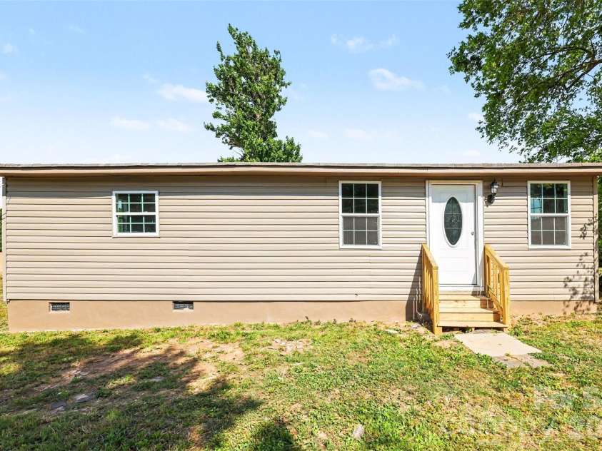 6710 Effie Whitley Road, Monroe, NC 28112.  MLS# CAR4384546, YatesRealty ID 24637. 