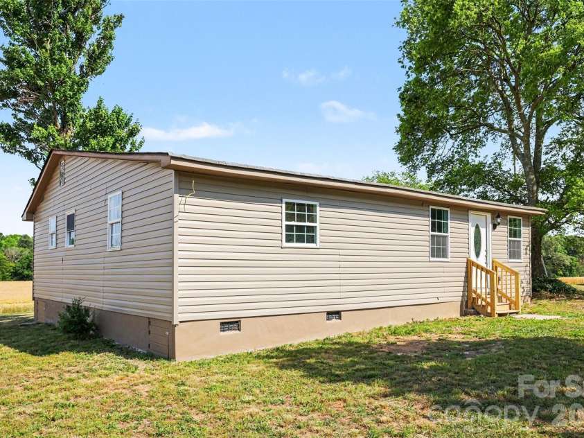 6710 Effie Whitley Road, Monroe, NC 28112.  MLS# CAR4384546, YatesRealty ID 24637. 