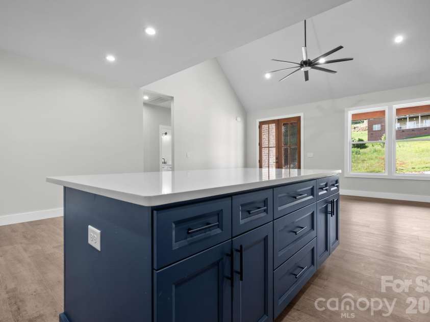 730 Chatsworth Circle, Lenoir, NC 28645.  MLS# CAR4385492, YatesRealty ID 24639. 
