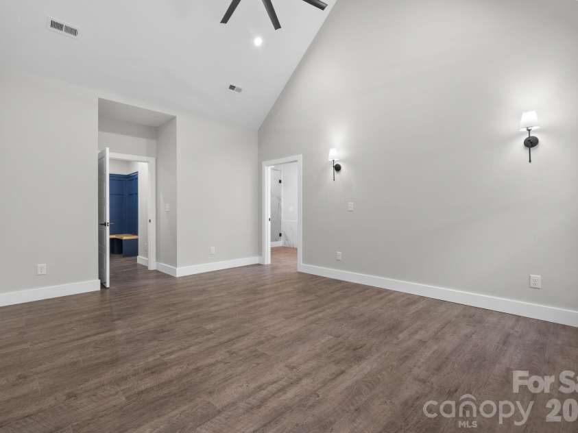 730 Chatsworth Circle, Lenoir, NC 28645.  MLS# CAR4385492, YatesRealty ID 24639. 