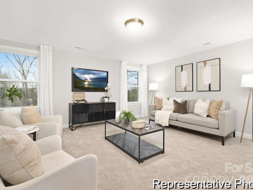 1815 Hunter Oaks Lane, Lincolnton, NC 28092.  MLS# CAR4337765, YatesRealty ID 2464. 