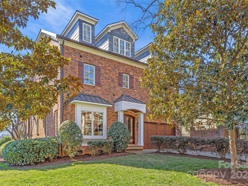 303 Hillside Avenue, Charlotte, NC 28209.  MLS# CAR4216911, YatesRealty ID 2464. 