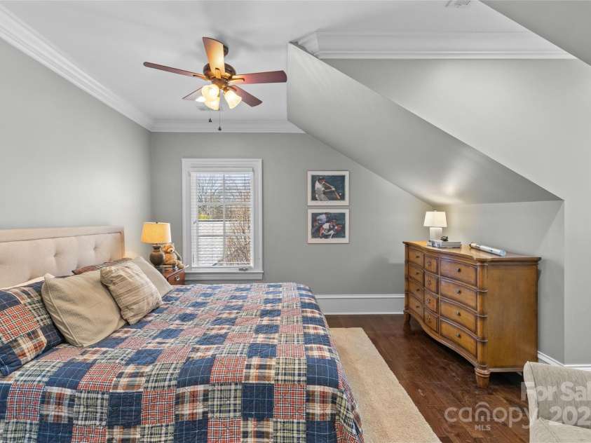 303 Hillside Avenue, Charlotte, NC 28209.  MLS# CAR4216911, YatesRealty ID 2464. 