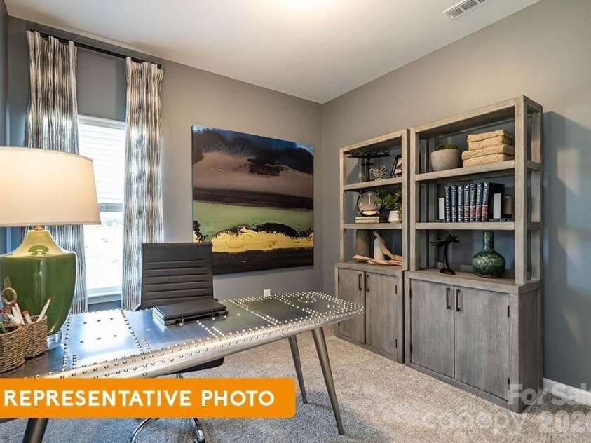 4239 Ruth Creek Court, Charlotte, NC 28216.  MLS# CAR4385601, YatesRealty ID 24640. Study or Dining room