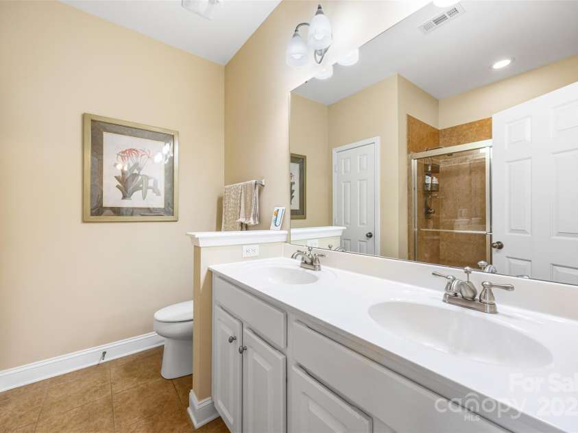 611 Tee Ridge Court, Fort Mill, SC 29715.  MLS# CAR4257193, YatesRealty ID 24641. 