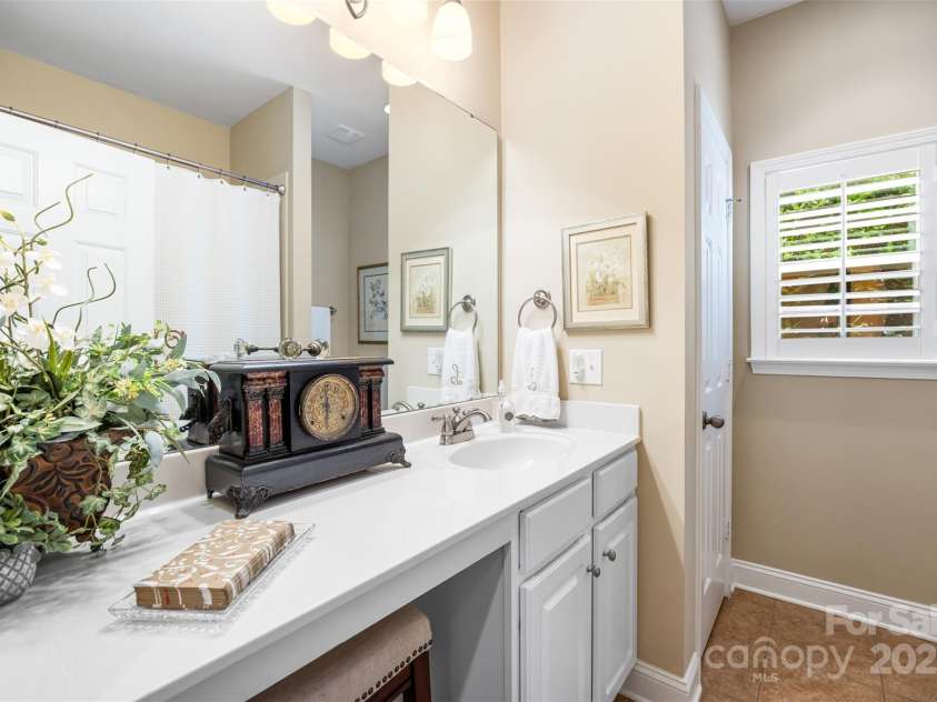 611 Tee Ridge Court, Fort Mill, SC 29715.  MLS# CAR4257193, YatesRealty ID 24641. 
