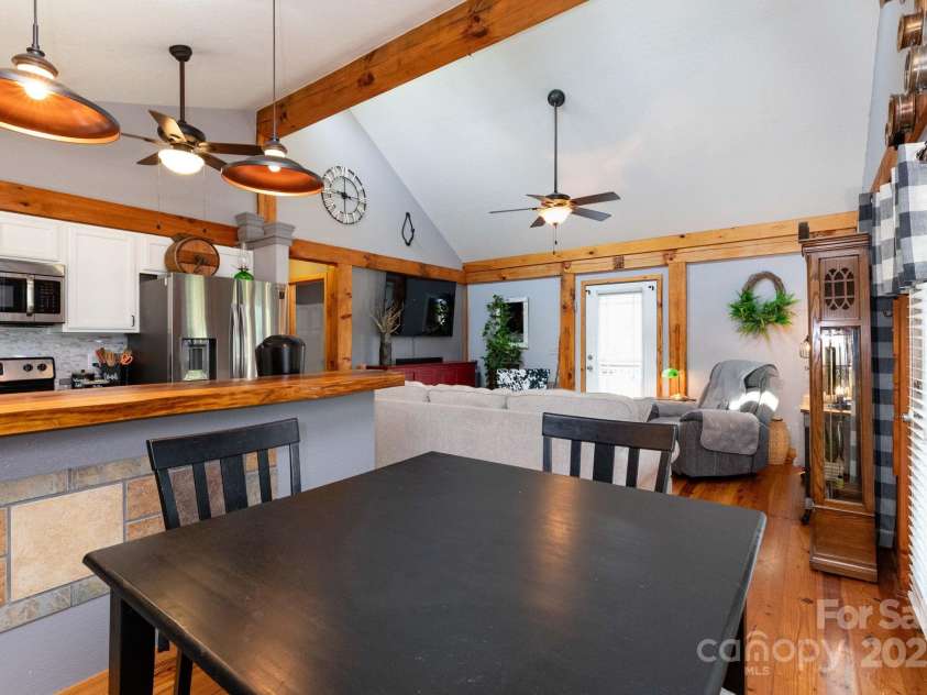 24 Carsen Loop, Waynesville, NC 28785.  MLS# CAR4274406, YatesRealty ID 24642. 