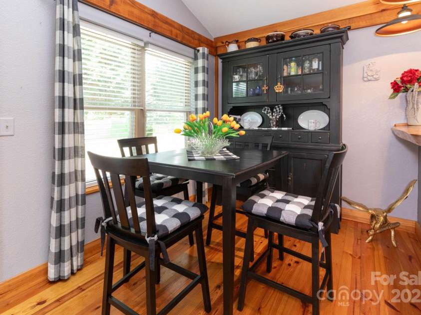 24 Carsen Loop, Waynesville, NC 28785.  MLS# CAR4274406, YatesRealty ID 24642. 