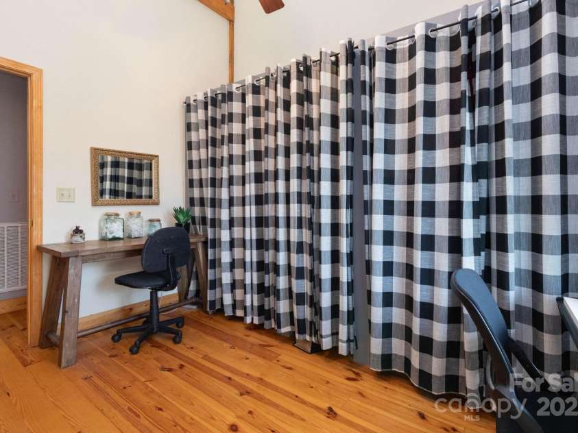 24 Carsen Loop, Waynesville, NC 28785.  MLS# CAR4274406, YatesRealty ID 24642. 