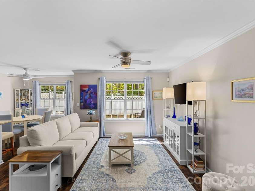 8733 Robinson Forest Drive, Charlotte, NC 28277.  MLS# CAR4366546, YatesRealty ID 24643. 