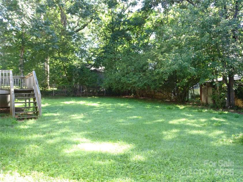 113 Dillon Street, Winston Salem, NC 27107.  MLS# CAR4277547, YatesRealty ID 24645. Backyard