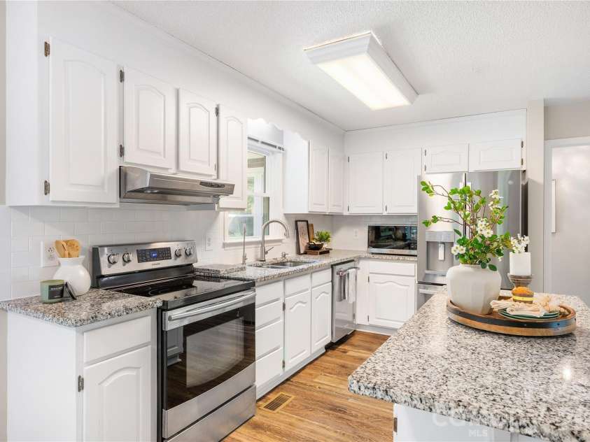 400 Arminius Court, Monroe, NC 28110.  MLS# CAR4363934, YatesRealty ID 24645. 