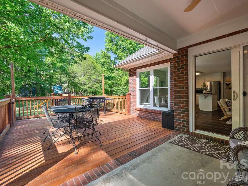 400 Arminius Court, Monroe, NC 28110.  MLS# CAR4363934, YatesRealty ID 24645. 