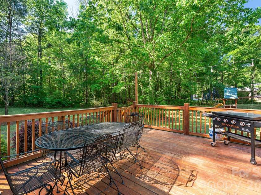 400 Arminius Court, Monroe, NC 28110.  MLS# CAR4363934, YatesRealty ID 24645. 