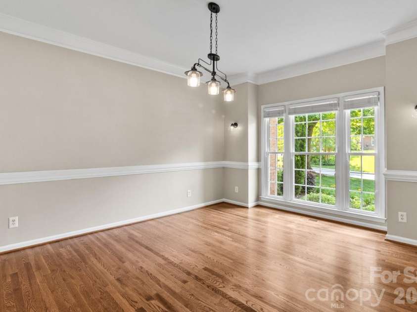 107 Jib Lane, Mooresville, NC 28117.  MLS# CAR4382872, YatesRealty ID 24646. Formal dining room