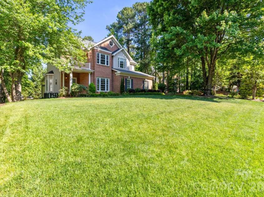 107 Jib Lane, Mooresville, NC 28117.  MLS# CAR4382872, YatesRealty ID 24646. Front yard
