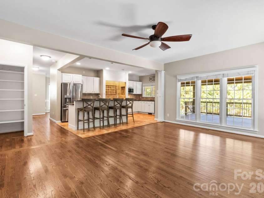 107 Jib Lane, Mooresville, NC 28117.  MLS# CAR4382872, YatesRealty ID 24646. Great room