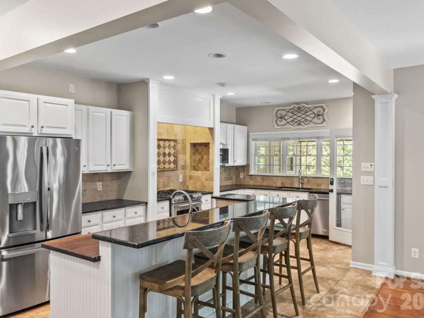 107 Jib Lane, Mooresville, NC 28117.  MLS# CAR4382872, YatesRealty ID 24646. Kitchen
