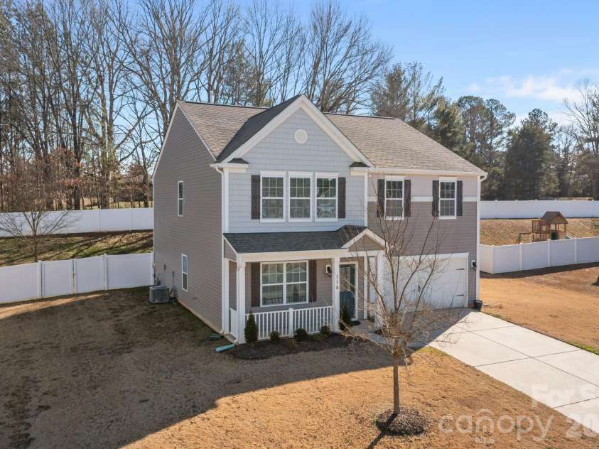 116 Rippling Water Drive, Mount Holly, NC 28120.  MLS# CAR4338264, YatesRealty ID 24647. Welcome home!