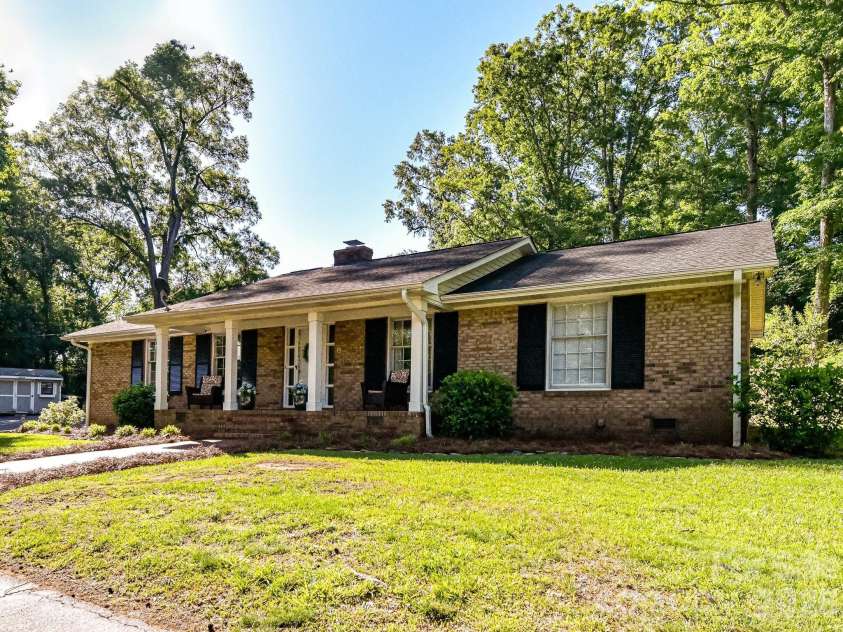 1303 Quail Drive, Monroe, NC 28112.  MLS# CAR4381770, YatesRealty ID 24648. 
