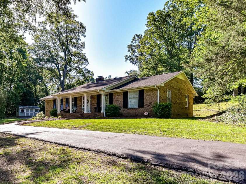 1303 Quail Drive, Monroe, NC 28112.  MLS# CAR4381770, YatesRealty ID 24648. 