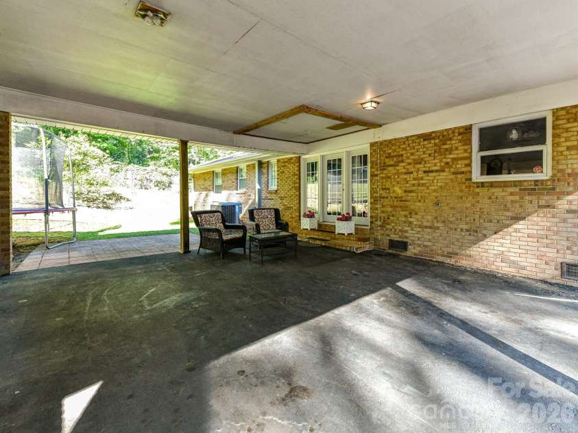 1303 Quail Drive, Monroe, NC 28112.  MLS# CAR4381770, YatesRealty ID 24648. 