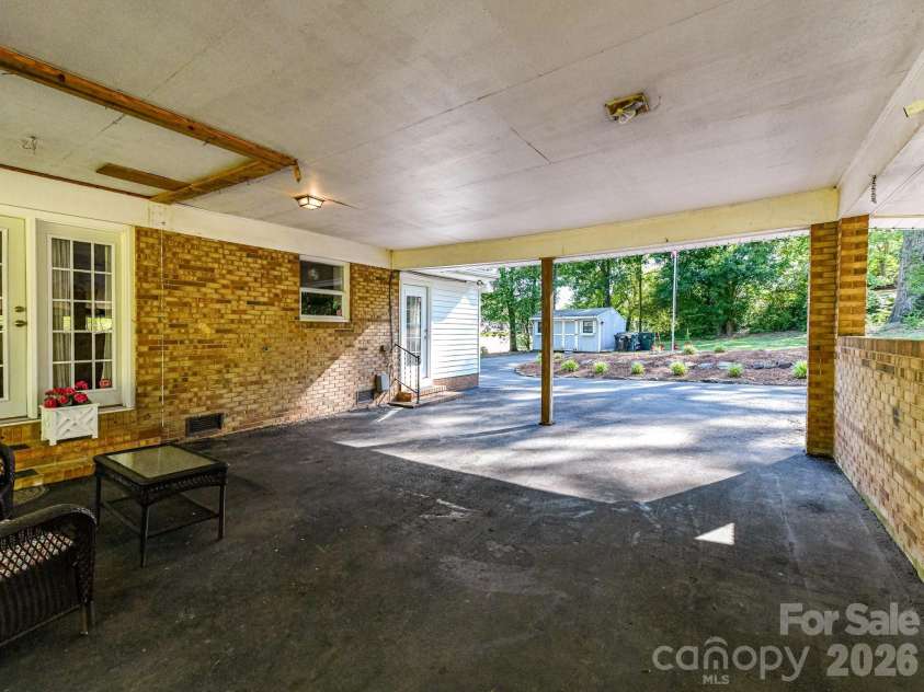 1303 Quail Drive, Monroe, NC 28112.  MLS# CAR4381770, YatesRealty ID 24648. 