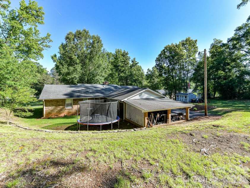 1303 Quail Drive, Monroe, NC 28112.  MLS# CAR4381770, YatesRealty ID 24648. 