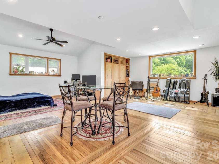 45 Sugar Cove Road, Weaverville, NC 28787.  MLS# CAR4375889, YatesRealty ID 24649. 