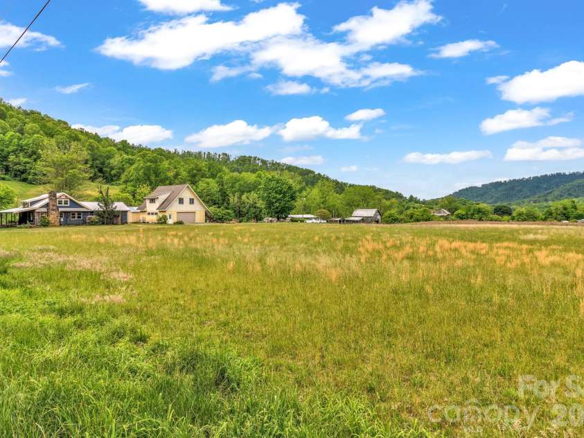 45 Sugar Cove Road, Weaverville, NC 28787.  MLS# CAR4375889, YatesRealty ID 24649. 